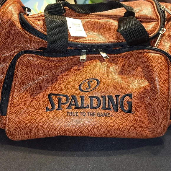 BRAND NEW RARE!!! ACTUAL BASKETBALL 🏀 LEATHER ON A GYM BAG - Picture 1 of 7